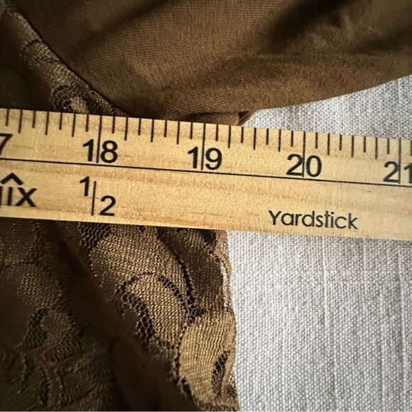 LOGO Lavish Shirt Womens Small Brown Gold Lace Velvet Tunic Scallop Hem Boho - Picture 5 of 10